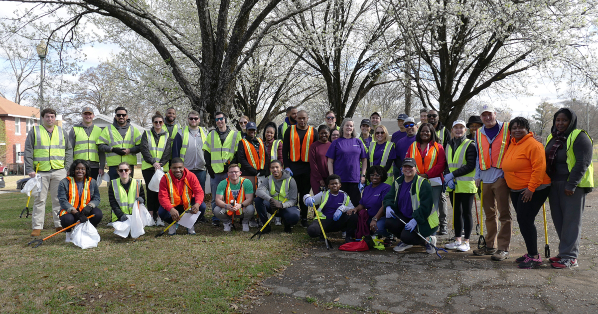 Protecting Good volunteers at Norwood clean-up day